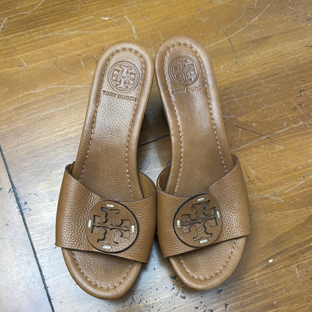 Tory Burch Women's Brown Slide wedge
